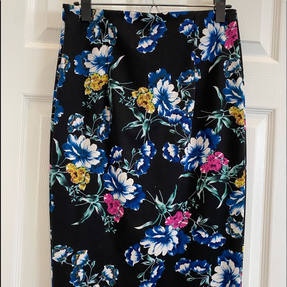 Floral pencil skirt
